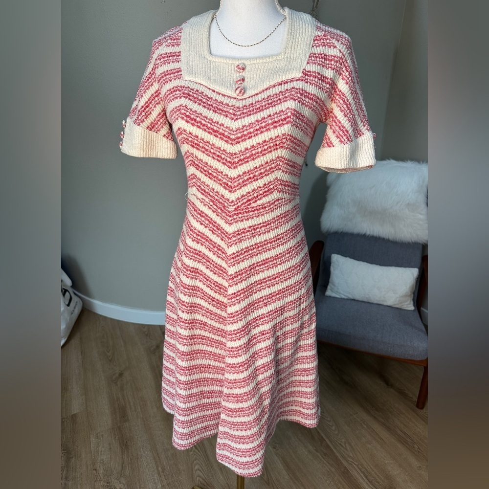 Retro square neck fit n flare short sleeve swing dress